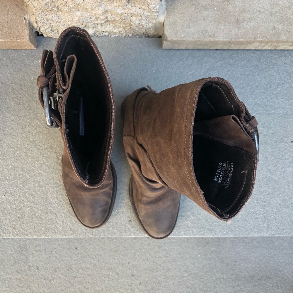 Vera Wang Lavender Collection leather boots - Picture 6 of 7